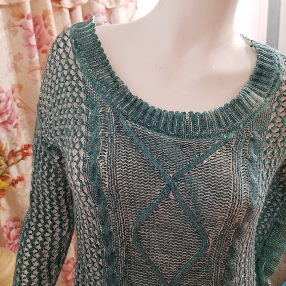 💕A.n.a Sweater Size M💕 - Picture 8 of 8